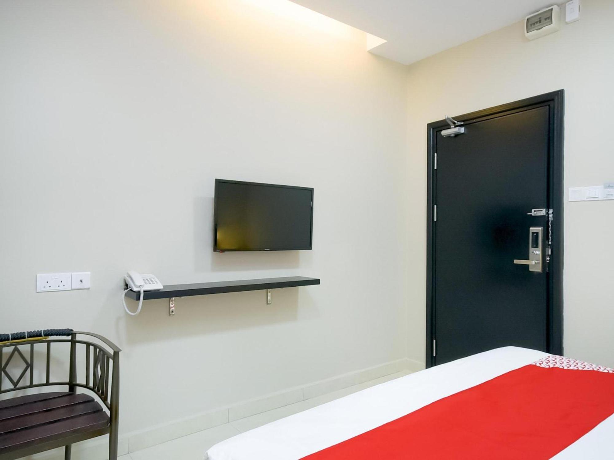 Oyo 1023 La Mirina Boutique Inn Eksteriør billede
