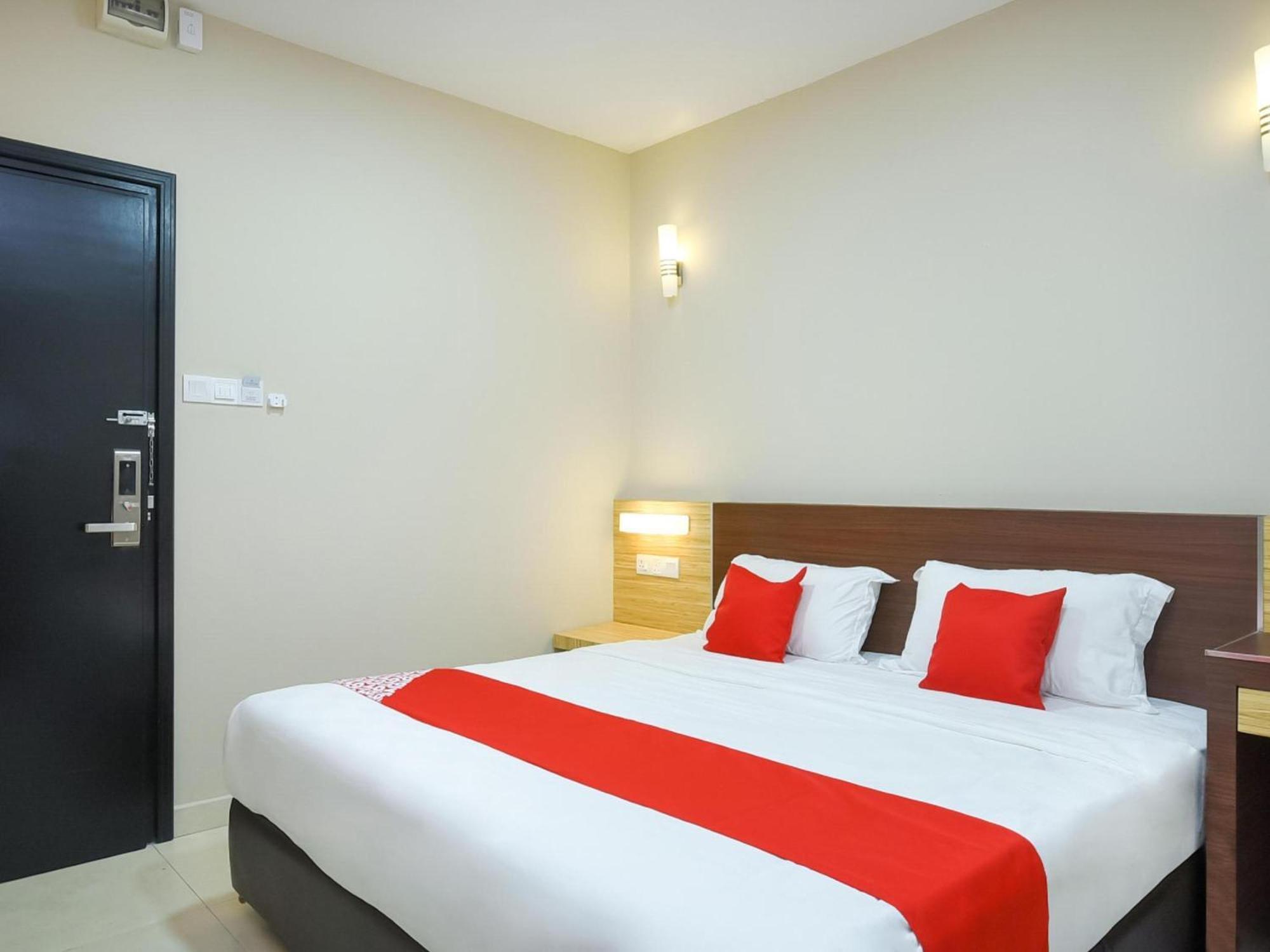 Oyo 1023 La Mirina Boutique Inn Eksteriør billede